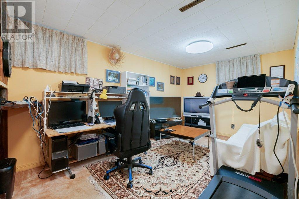 1188 Westerdam Road, Mississauga, ON - Indoor Photo Showing Office