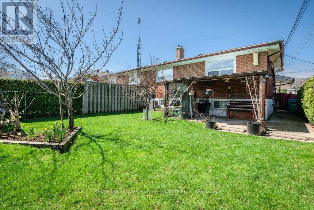 1188 Westerdam Road, Mississauga, ON - Outdoor