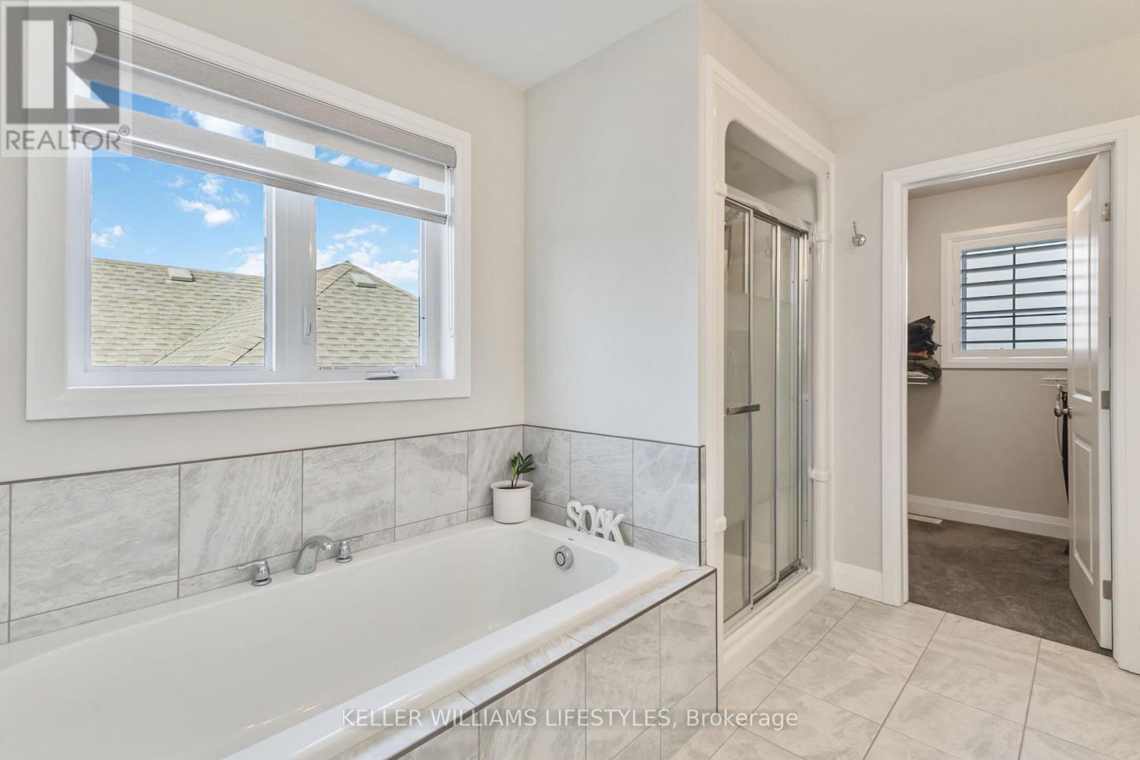 26 Ambrosia Path, St. Thomas, ON - Indoor Photo Showing Bathroom
