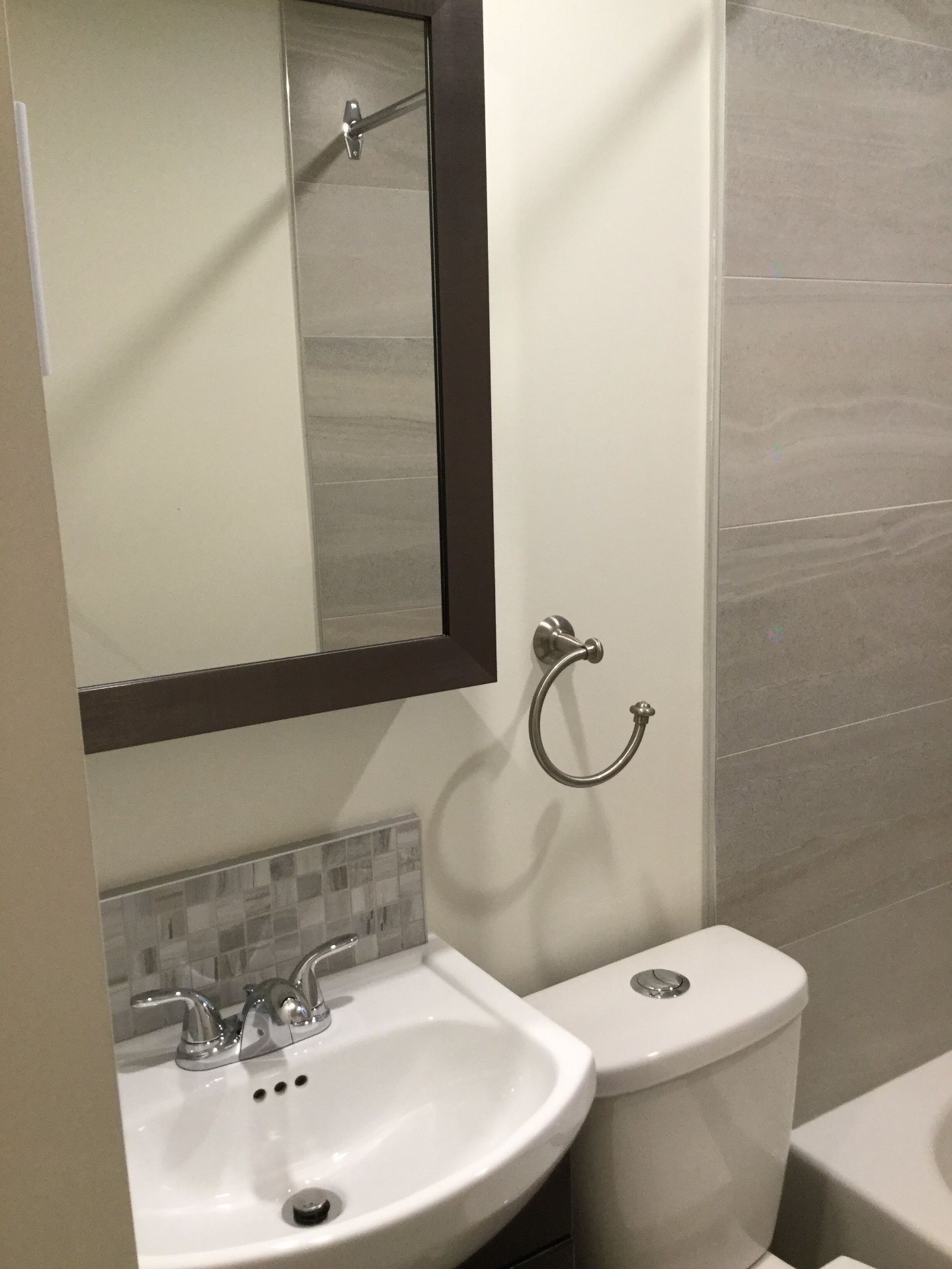 Bathroom - 2-766 81E Avenue, Laval (Chomedey), QC - Indoor Photo Showing Bathroom