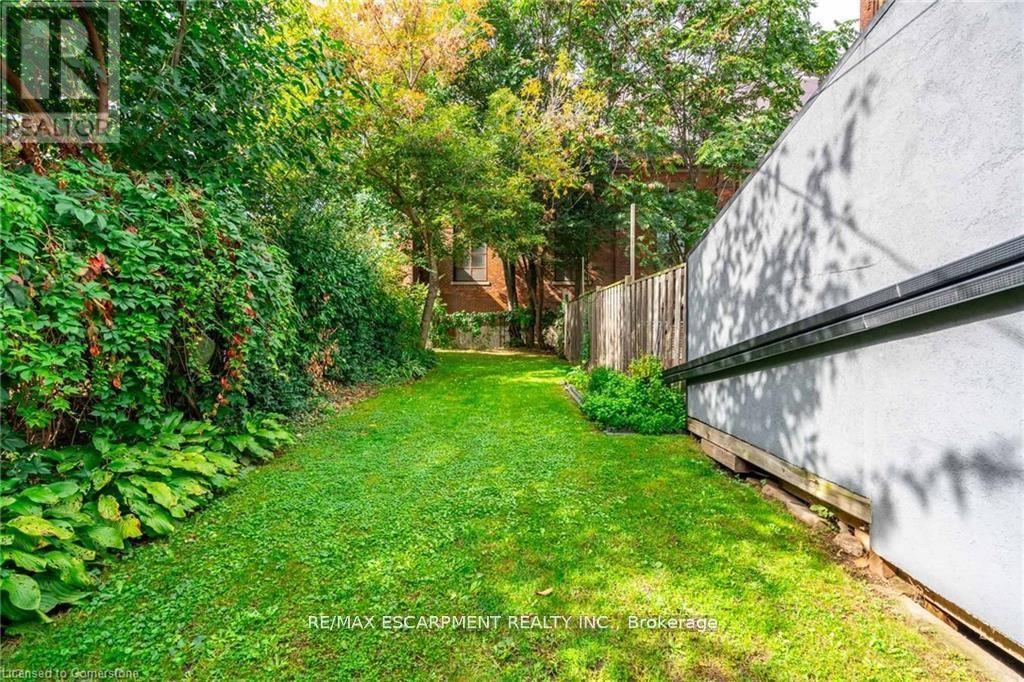 299 James Street N, Hamilton, ON