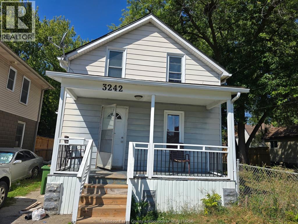 3242 Baby Street, Windsor, ON - Outdoor