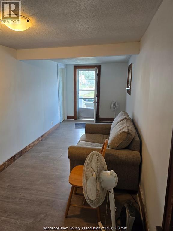 3242 Baby Street, Windsor, ON - Indoor