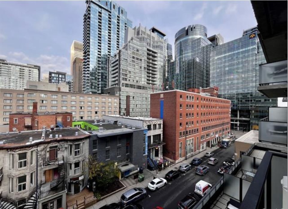 View - 1002-1182 Rue Crescent, Montréal (Ville-Marie), QC - Outdoor With Facade