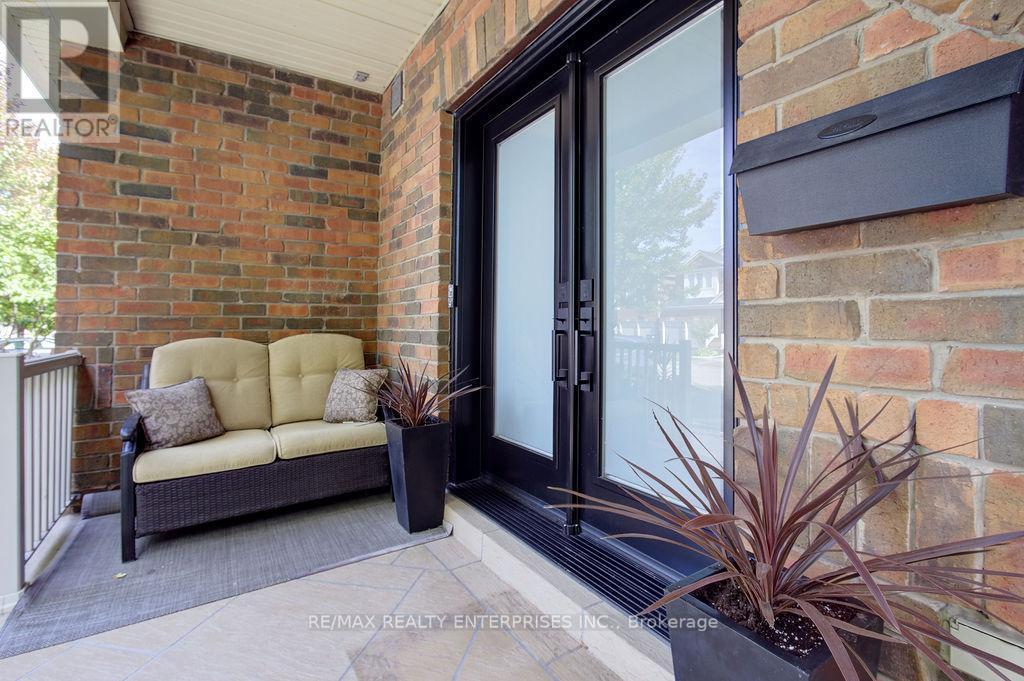 3260 Respond Road, Mississauga, ON - Outdoor With Exterior