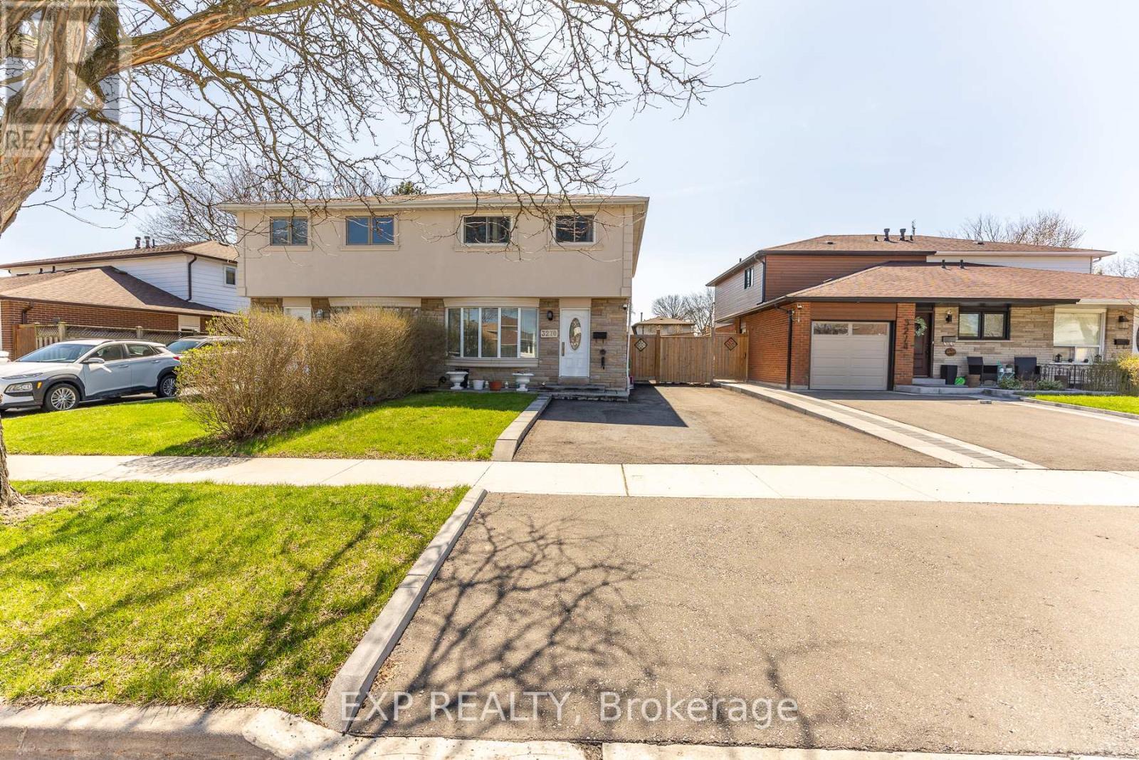 3270 Klaiman Drive, Mississauga, ON - Outdoor