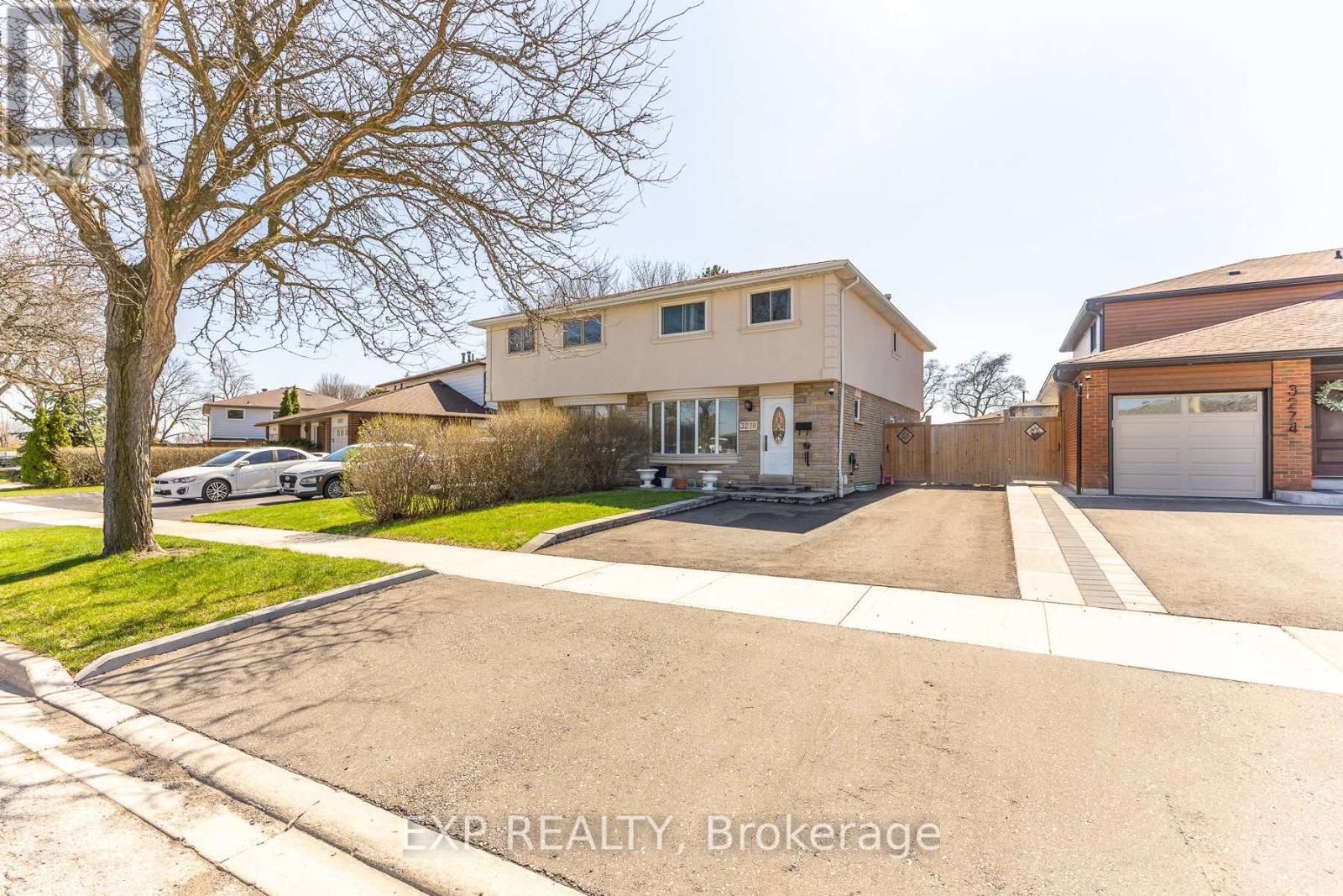 3270 Klaiman Drive, Mississauga, ON - Outdoor