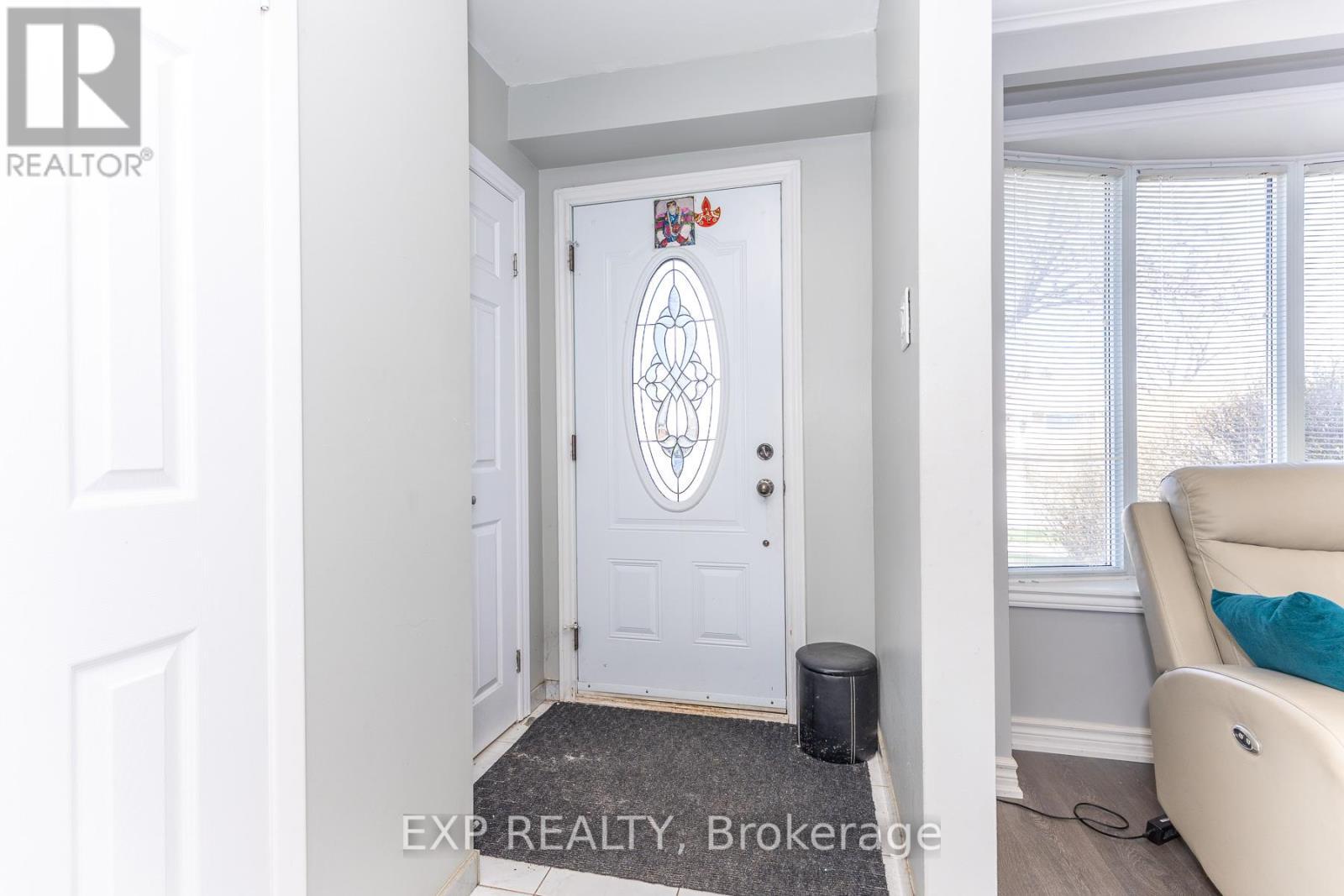 3270 Klaiman Drive, Mississauga, ON - Indoor Photo Showing Other Room