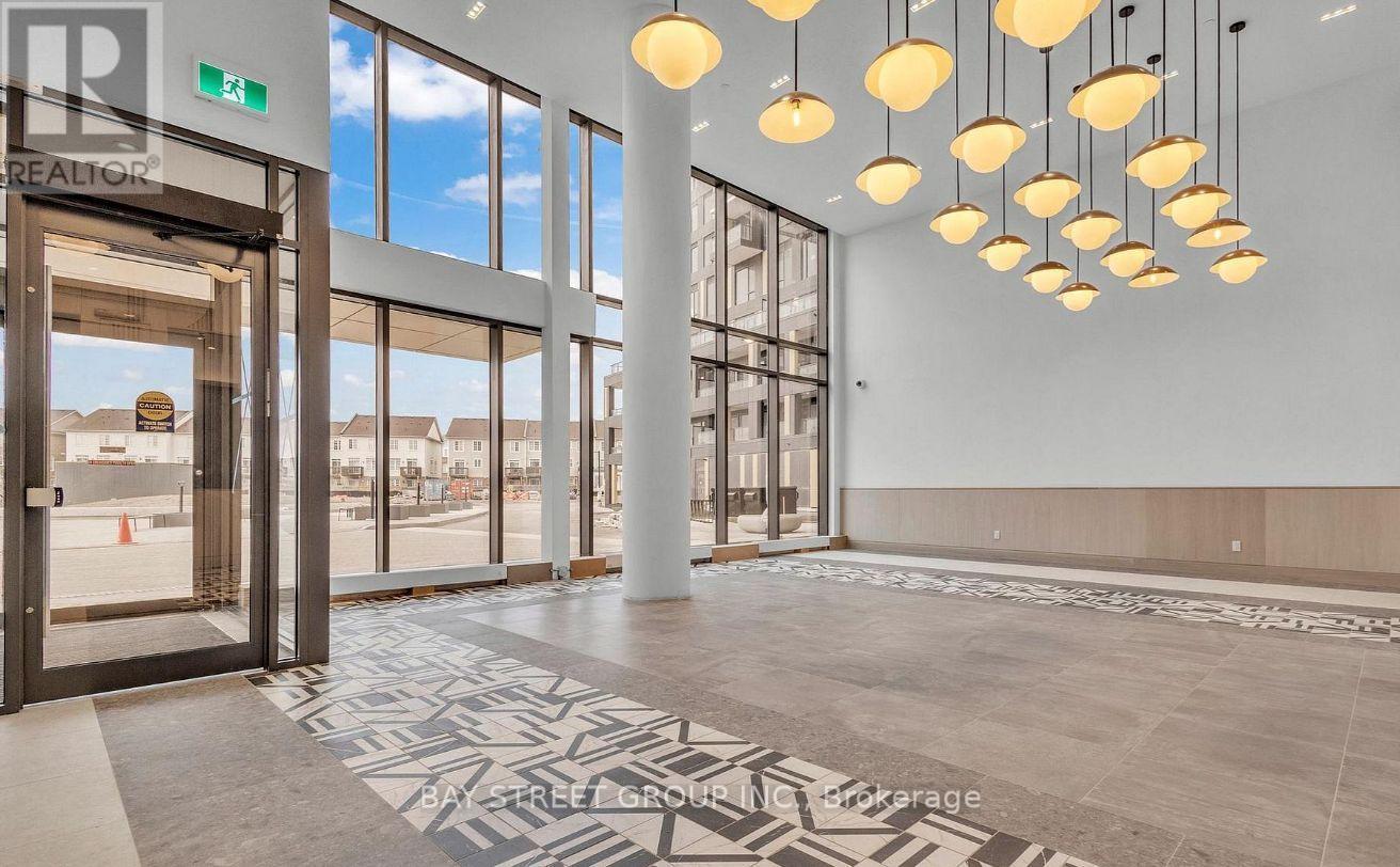 D711 - 4878 Powers Common, Burlington, ON - Indoor Photo Showing Other Room