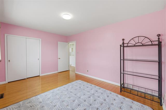 17 Durham Bay, Winnipeg, MB