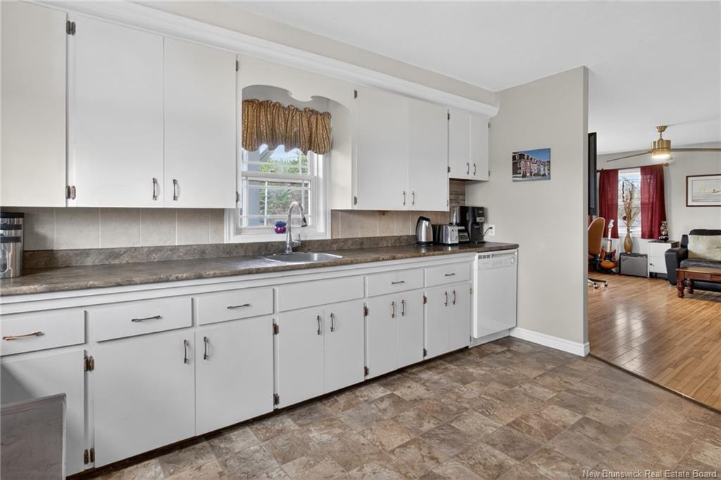 1 Golf Course Rd, Petitcodiac, NB