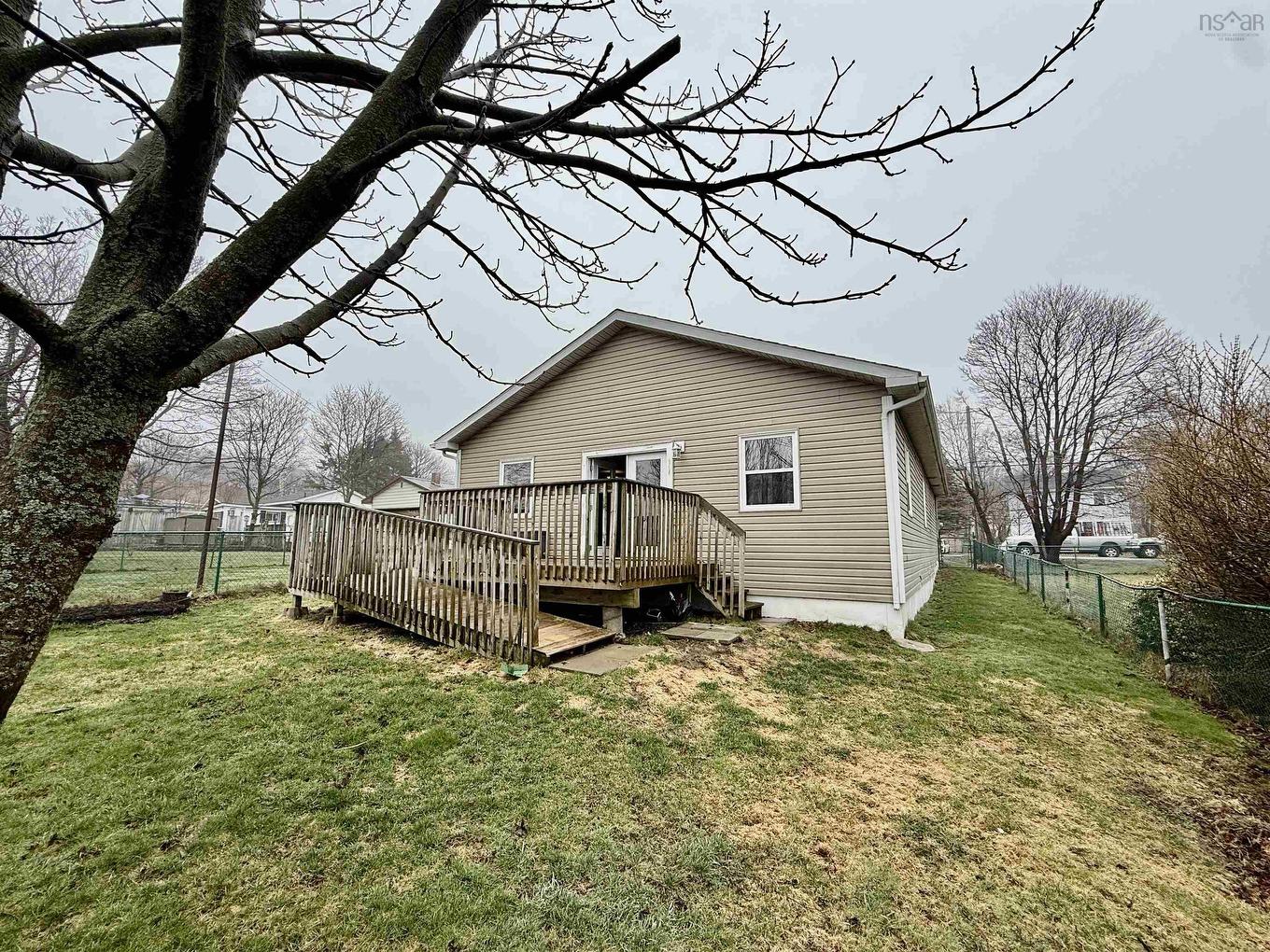 39 Irving Street, Dartmouth, NS