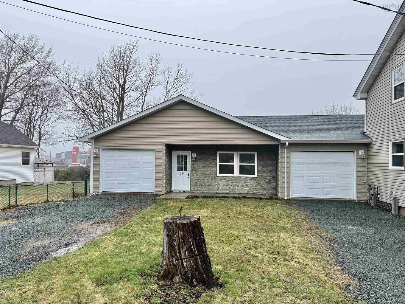 39 Irving Street, Dartmouth, NS