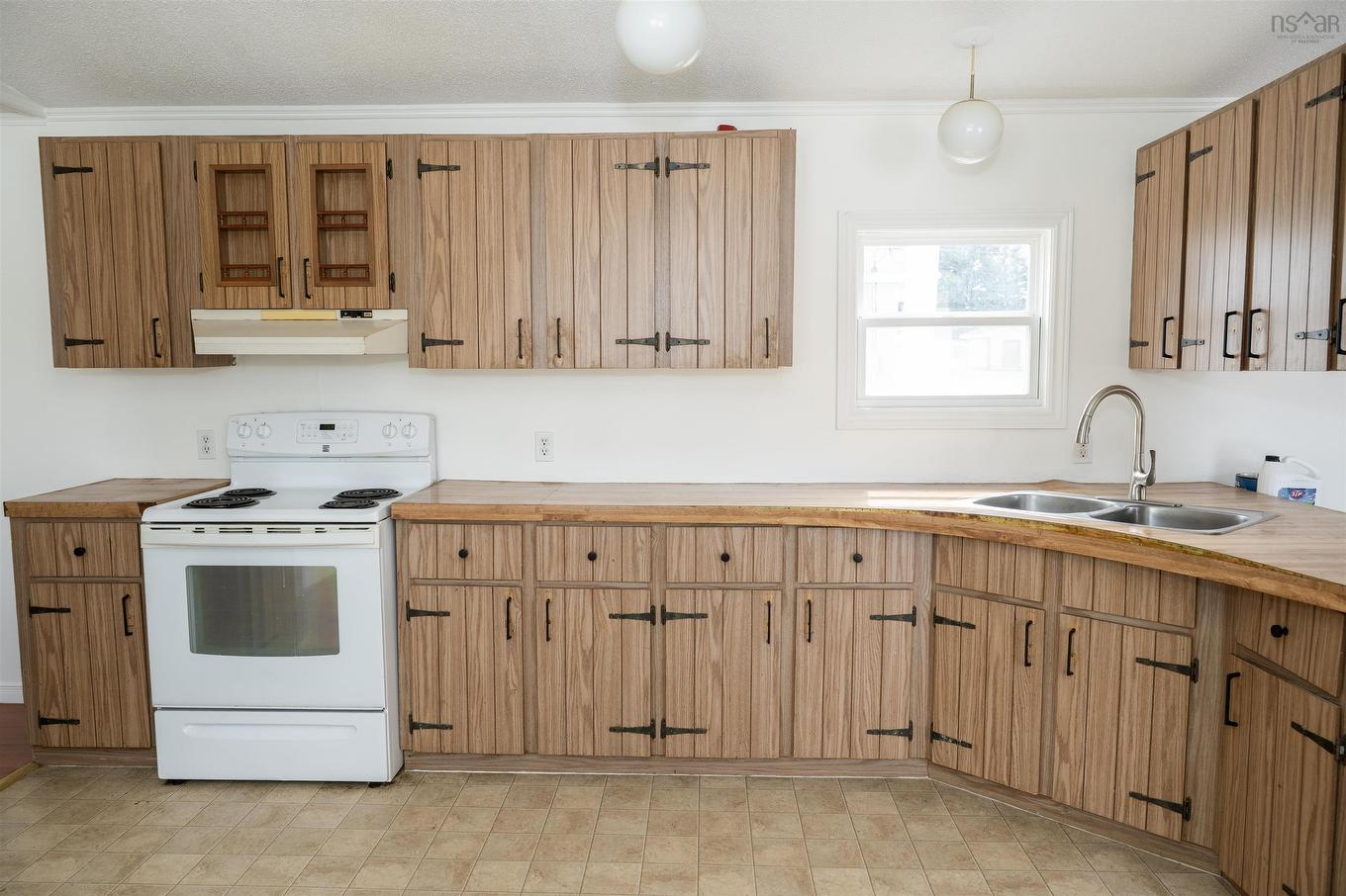 27 Curry St., Howie Centre, NS