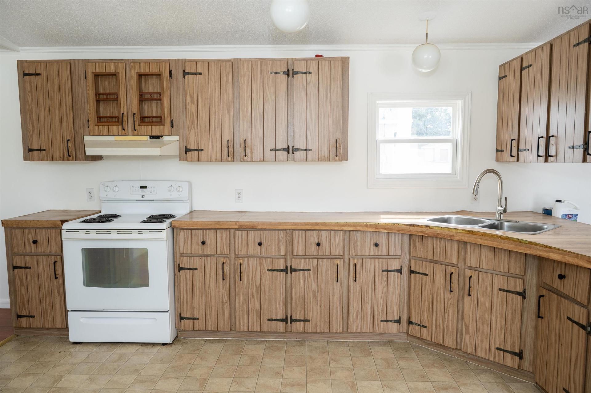 27 Curry Street, Howie Centre, NS