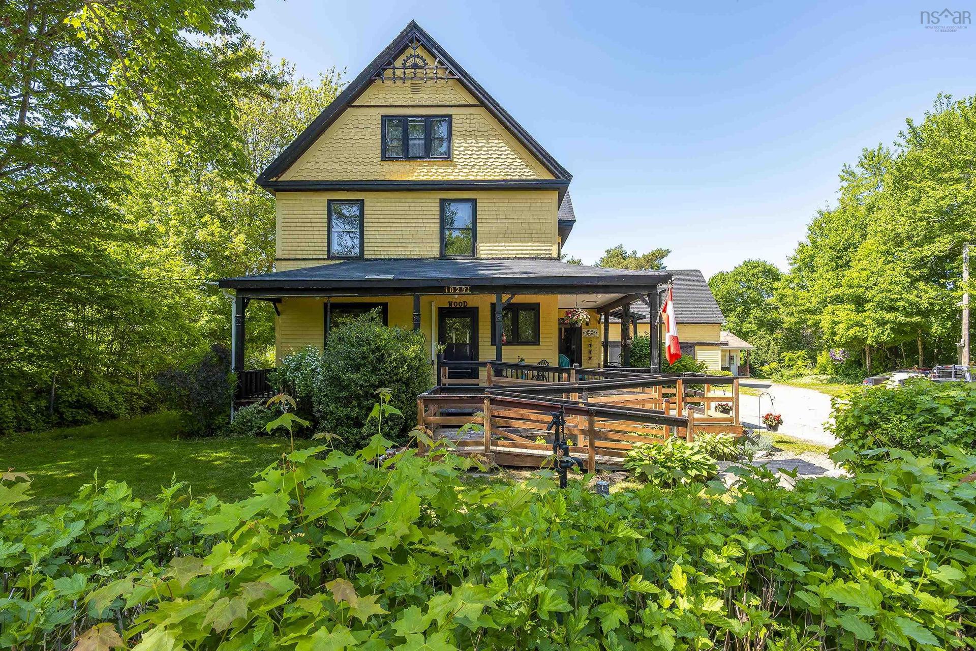 10251 Highway 1, Paradise, NS