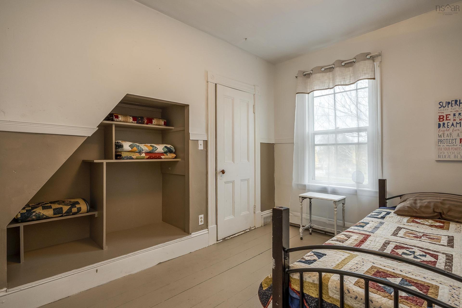 10251 Highway 1, Paradise, NS