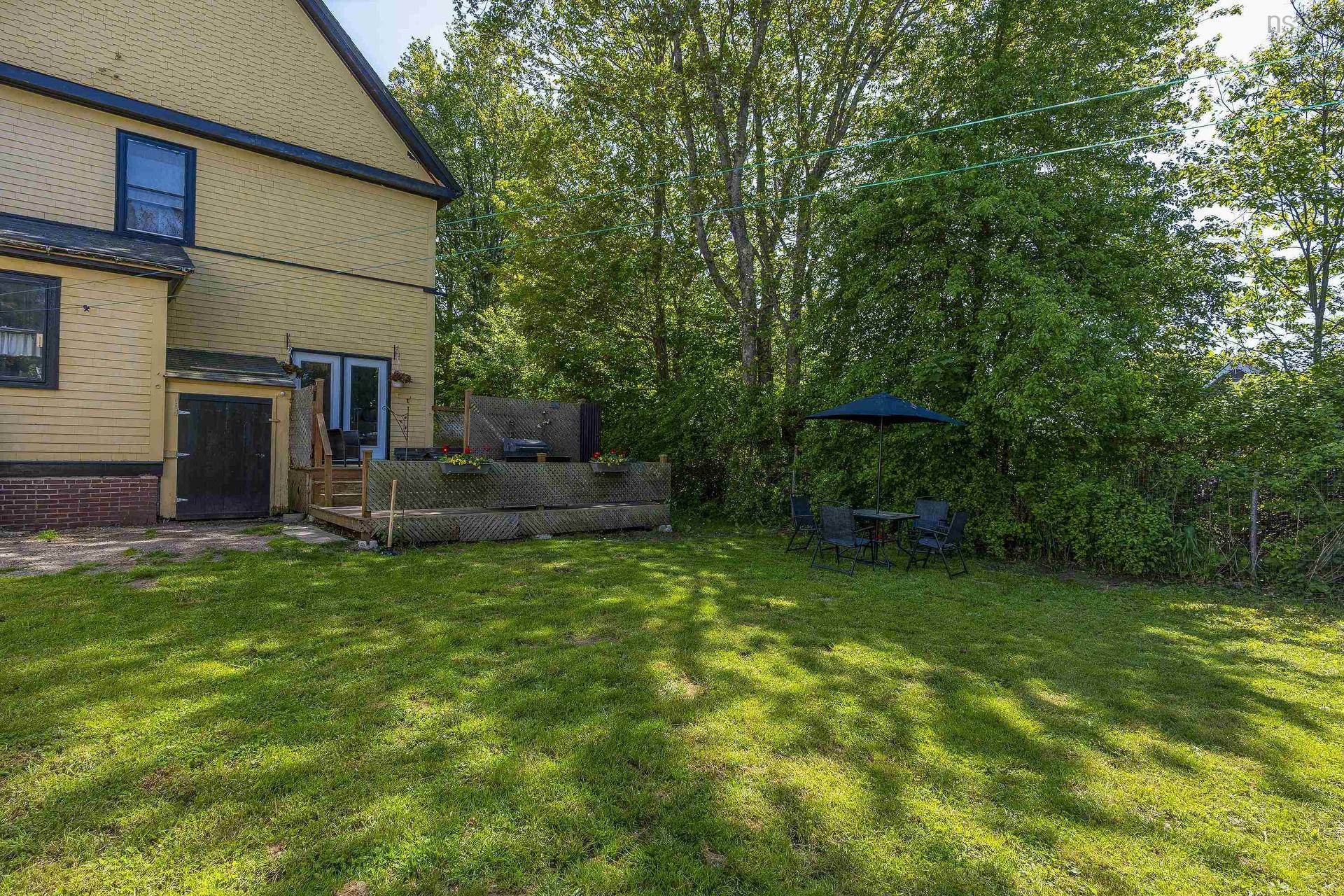 10251 Highway 1, Paradise, NS