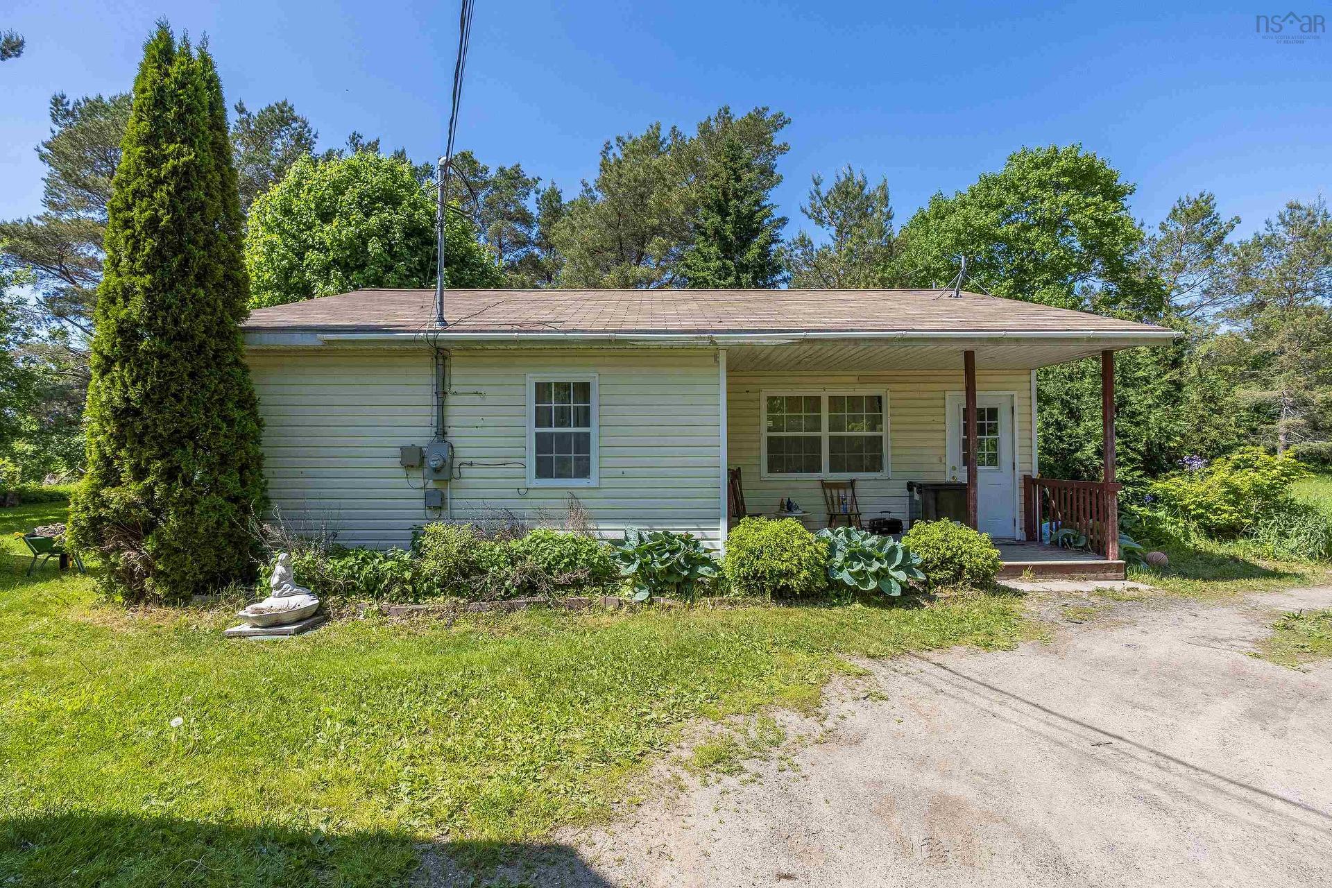 10251 Highway 1, Paradise, NS