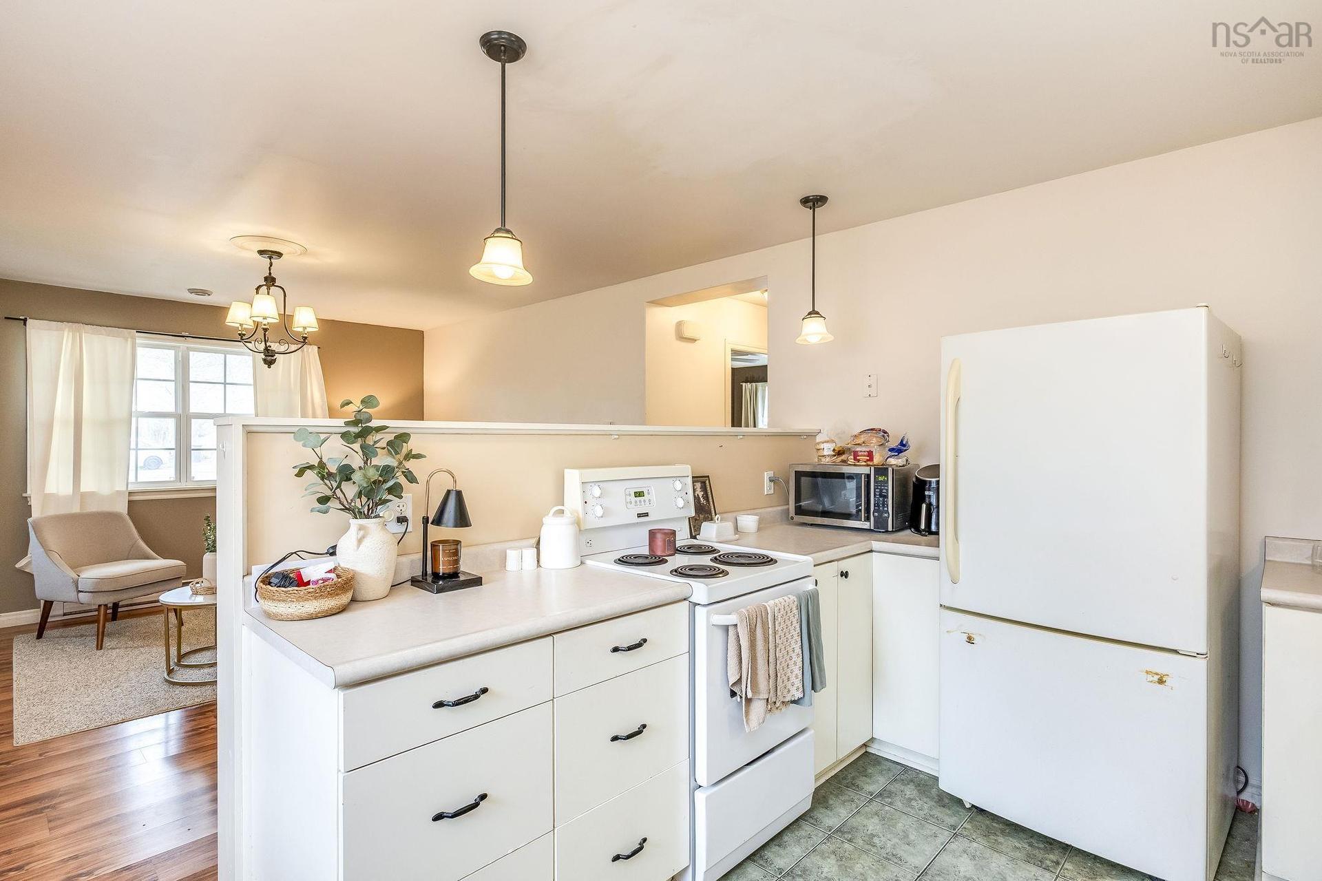 10251 Highway 1, Paradise, NS