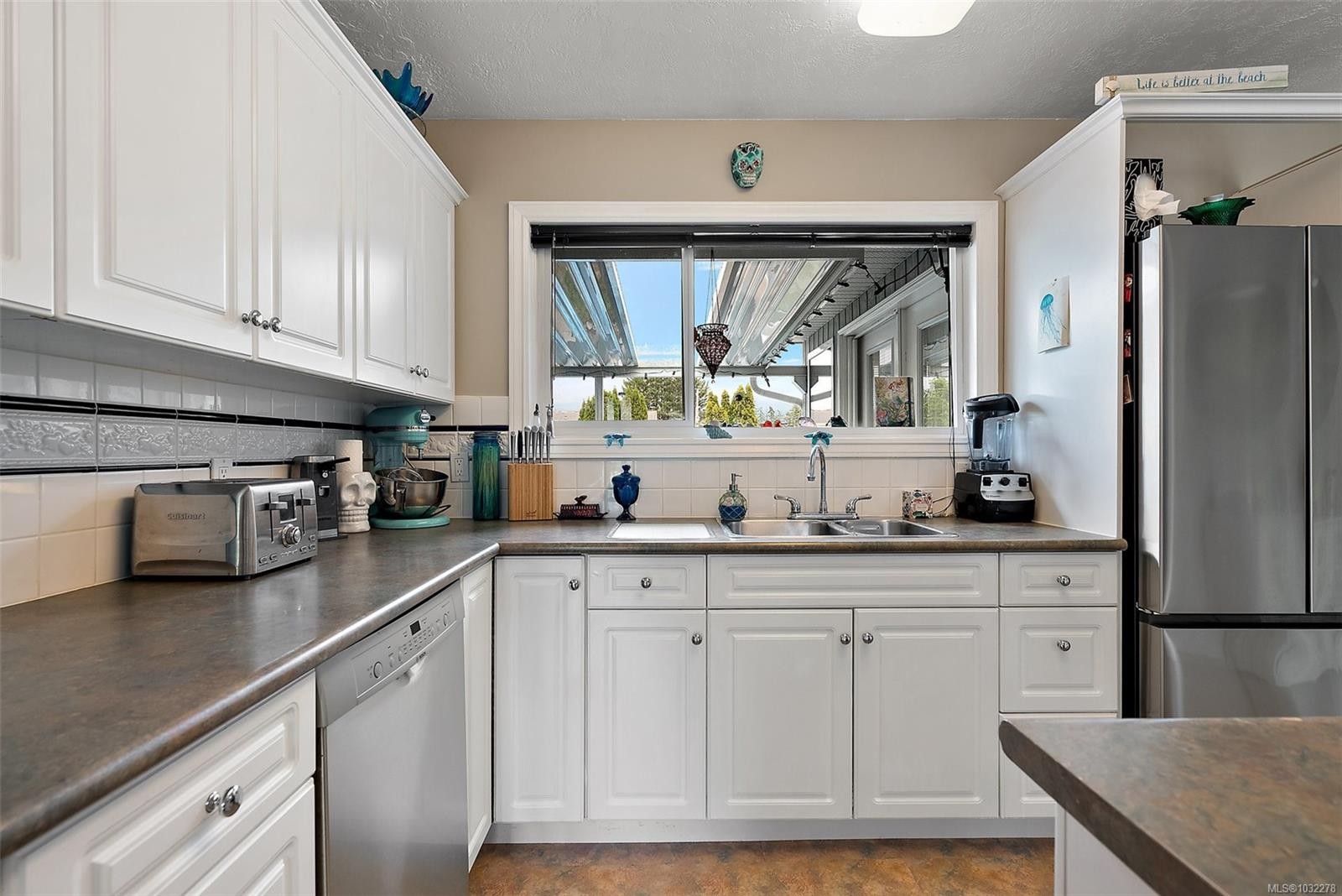 1573 Charlotte St, Crofton, BC