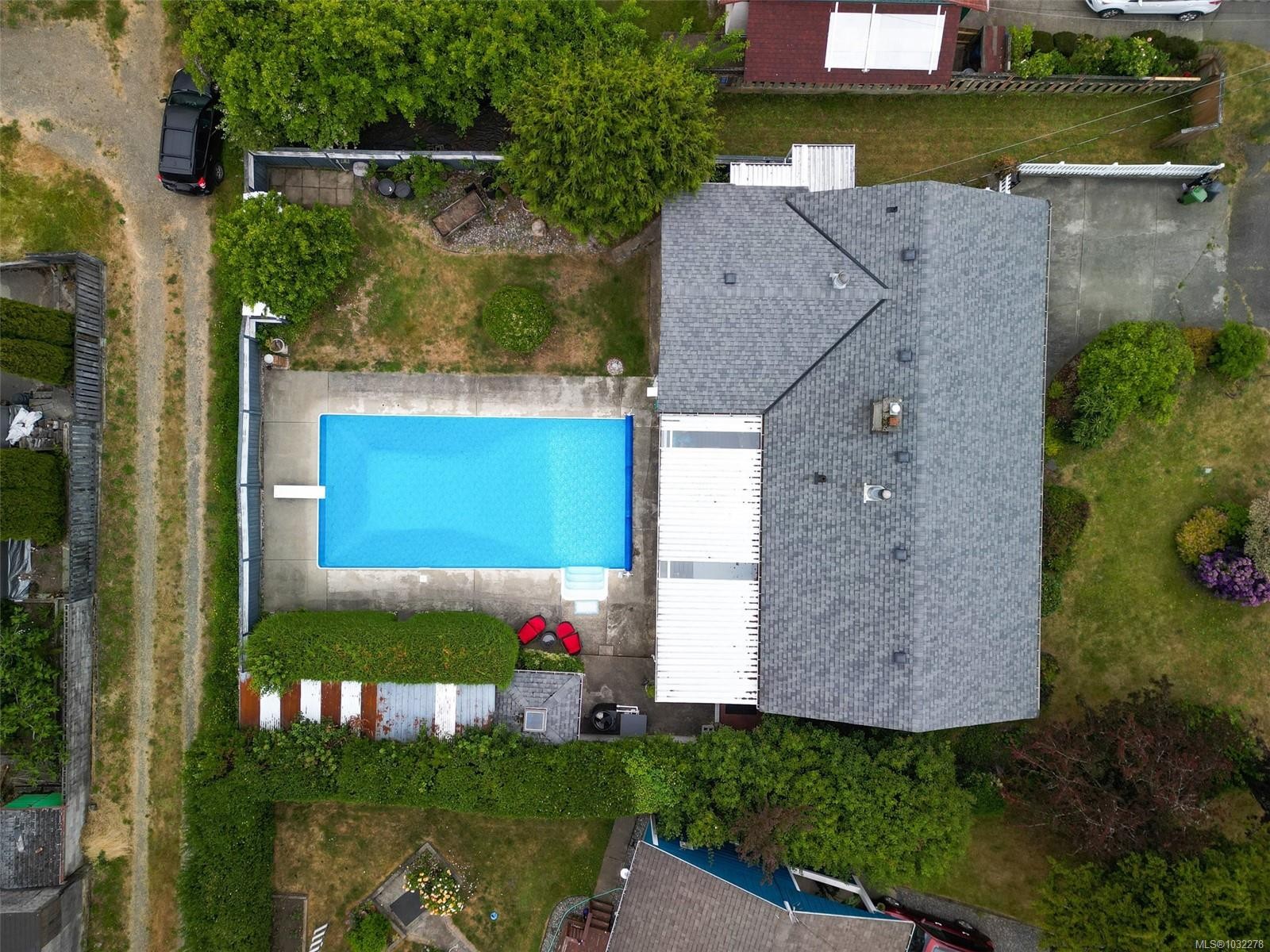 1573 Charlotte St, Crofton, BC