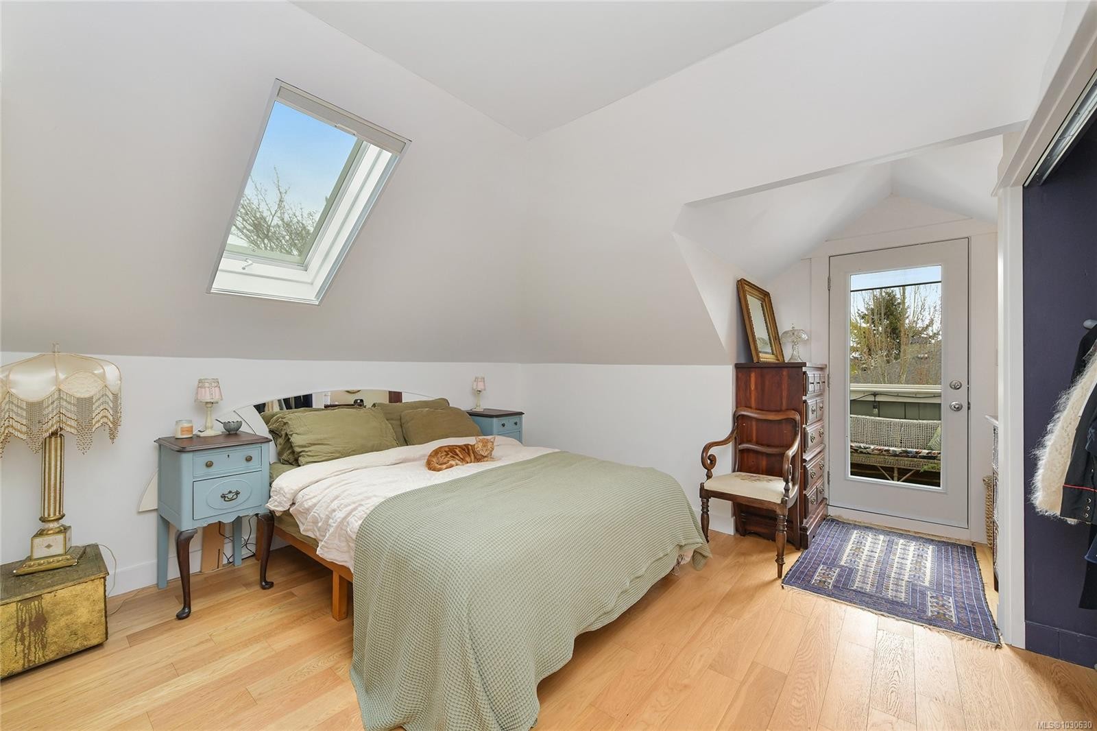4-2109 Chambers St, Victoria, BC - Indoor Photo Showing Bedroom