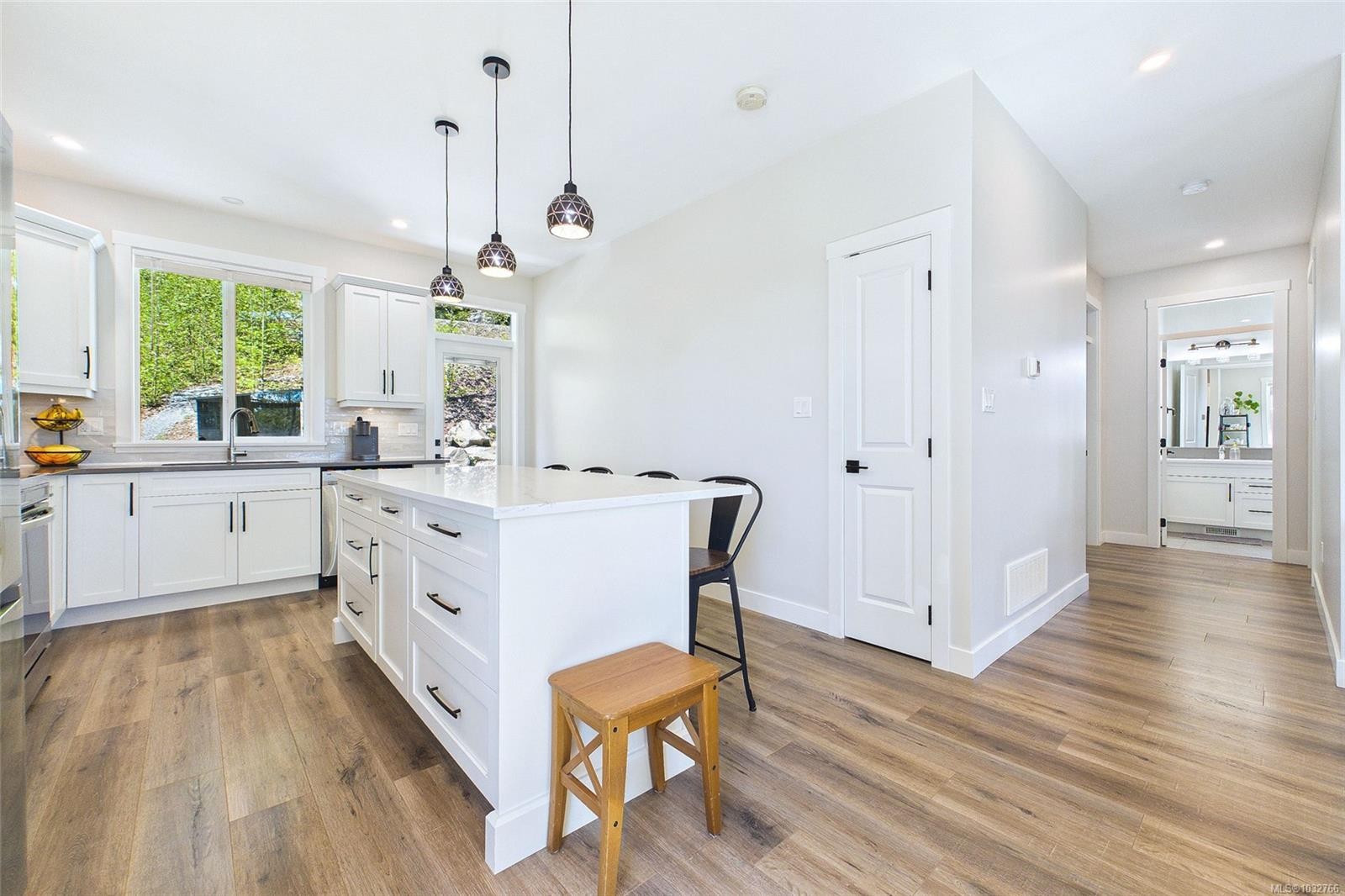 920 Craig Rd, Ladysmith, BC