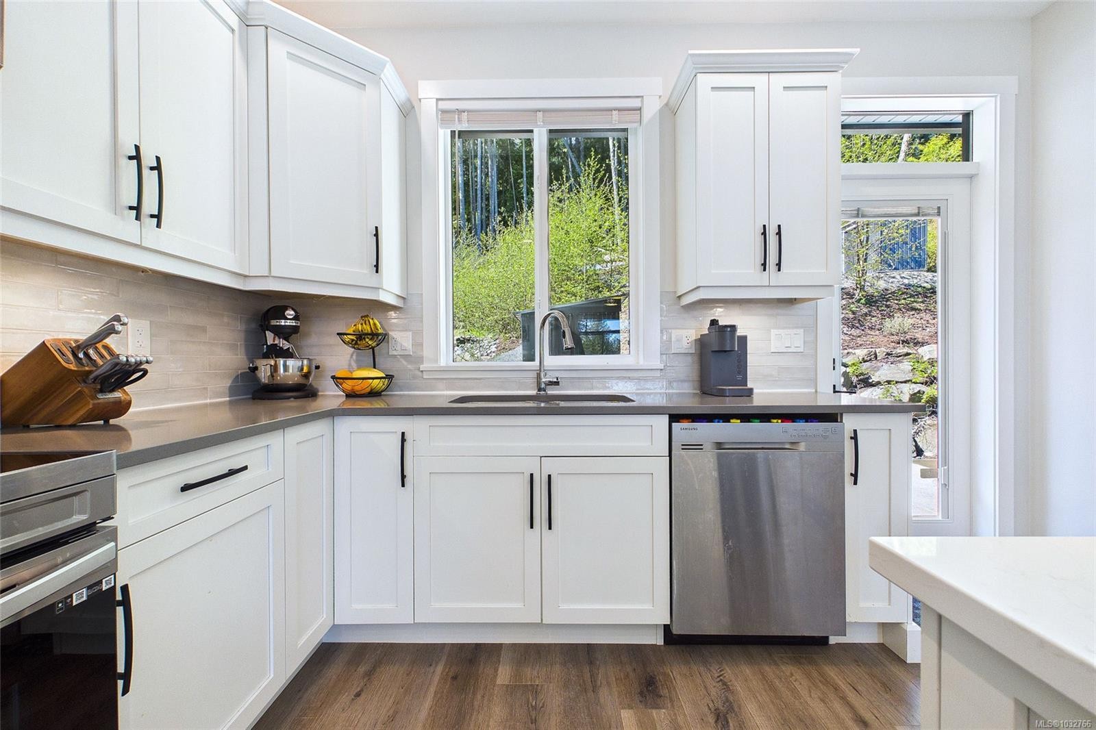 920 Craig Rd, Ladysmith, BC