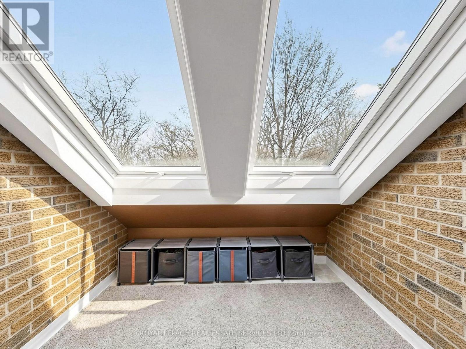 21 - 530 Falgarwood Drive, Oakville, ON - Indoor Photo Showing Other Room