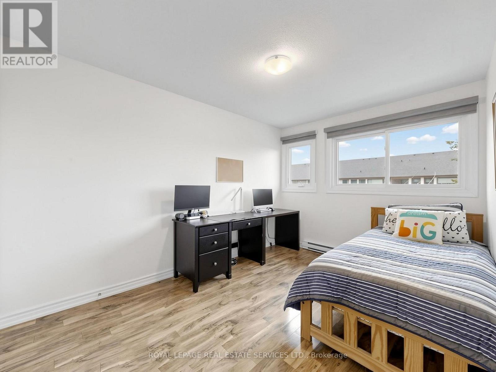 21 - 530 Falgarwood Drive, Oakville, ON - Indoor Photo Showing Bedroom