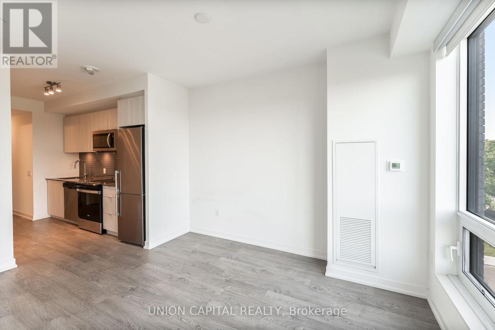 601W - 3 Rosewater Street E, Richmond Hill, ON - Indoor