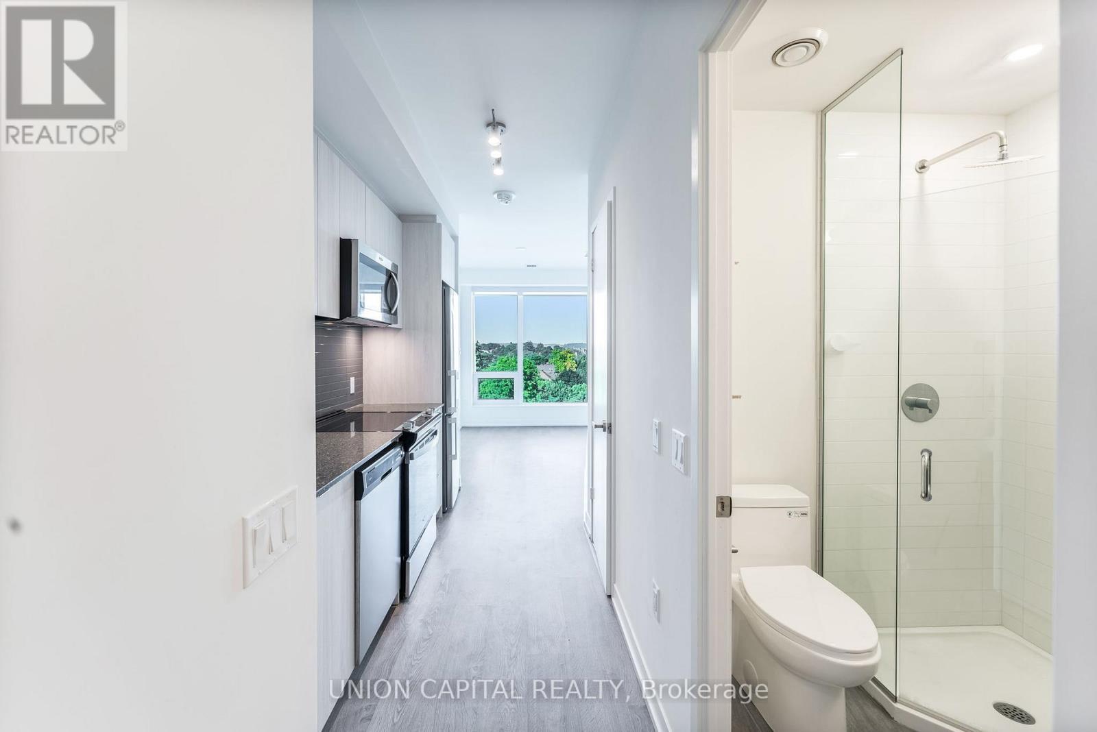 601W - 3 Rosewater Street E, Richmond Hill, ON - Indoor Photo Showing Bathroom
