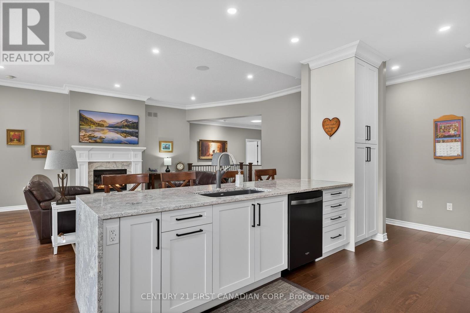 1307 Sandy Somerville Drive, London South (South A), ON - Indoor Photo Showing Kitchen With Fireplace