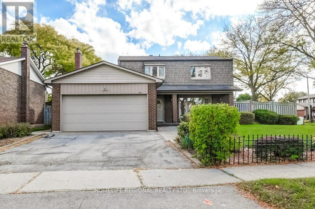2557 Brasilia Circle, Mississauga, ON - Outdoor
