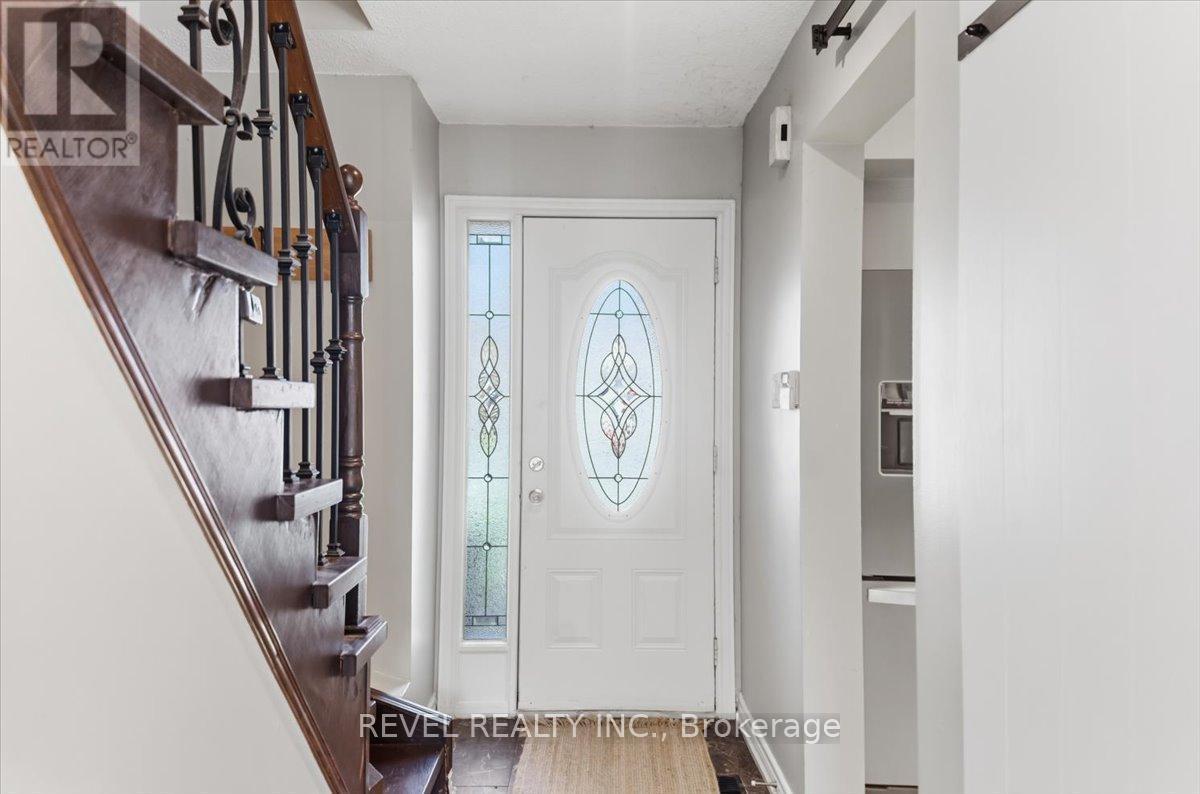 87 Thorp Crescent, Ajax, ON - Indoor Photo Showing Other Room