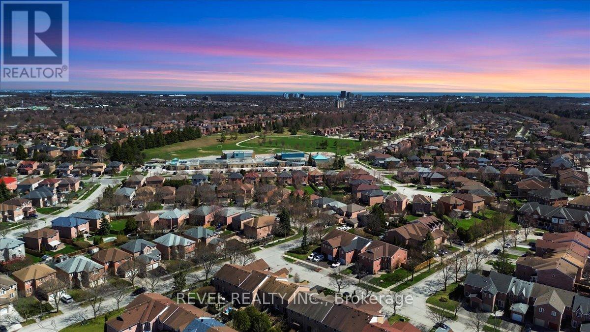 87 Thorp Crescent, Ajax, ON - Outdoor With View