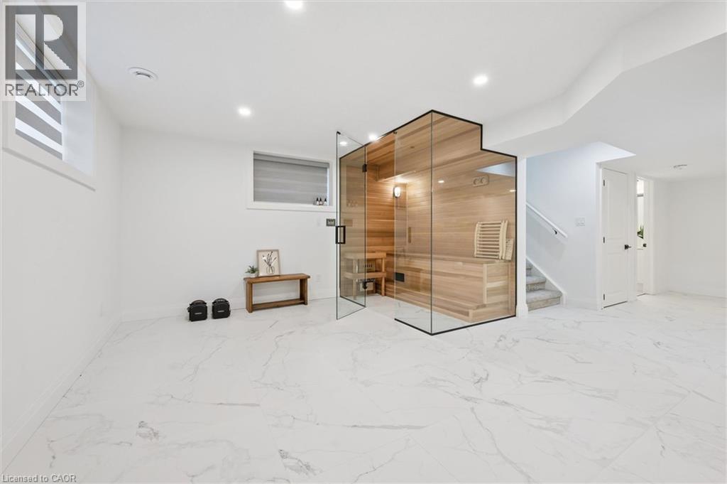 213 Fallowfield Drive, Kitchener, ON - Indoor