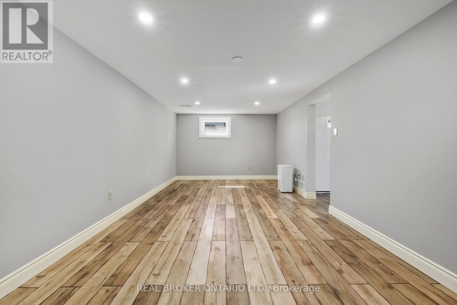 121 Goodfellow Road E, Peterborough, ON - Indoor Photo Showing Other Room