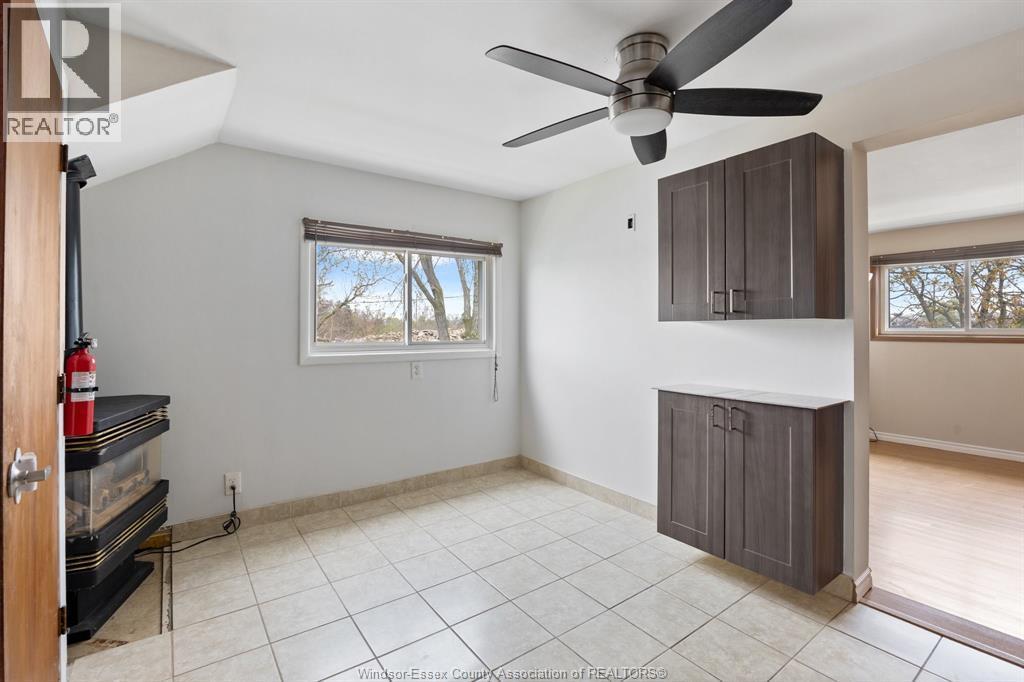 1361 Albert, Windsor, ON - Indoor Photo Showing Other Room
