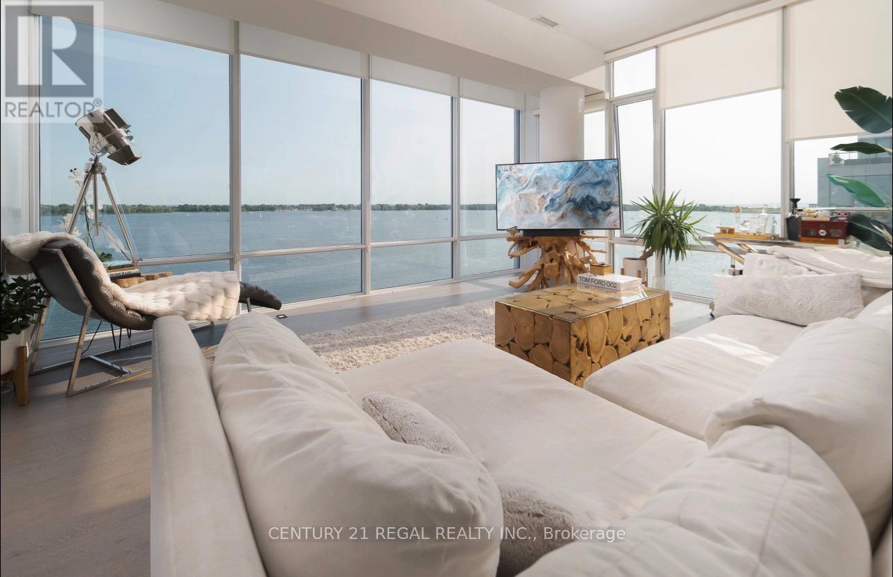 1014 - 29 Queens Quay E, Toronto, ON - Indoor Photo Showing Other Room