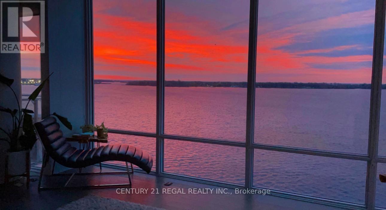 1014 - 29 Queens Quay E, Toronto, ON - Indoor Photo Showing Other Room With Body Of Water