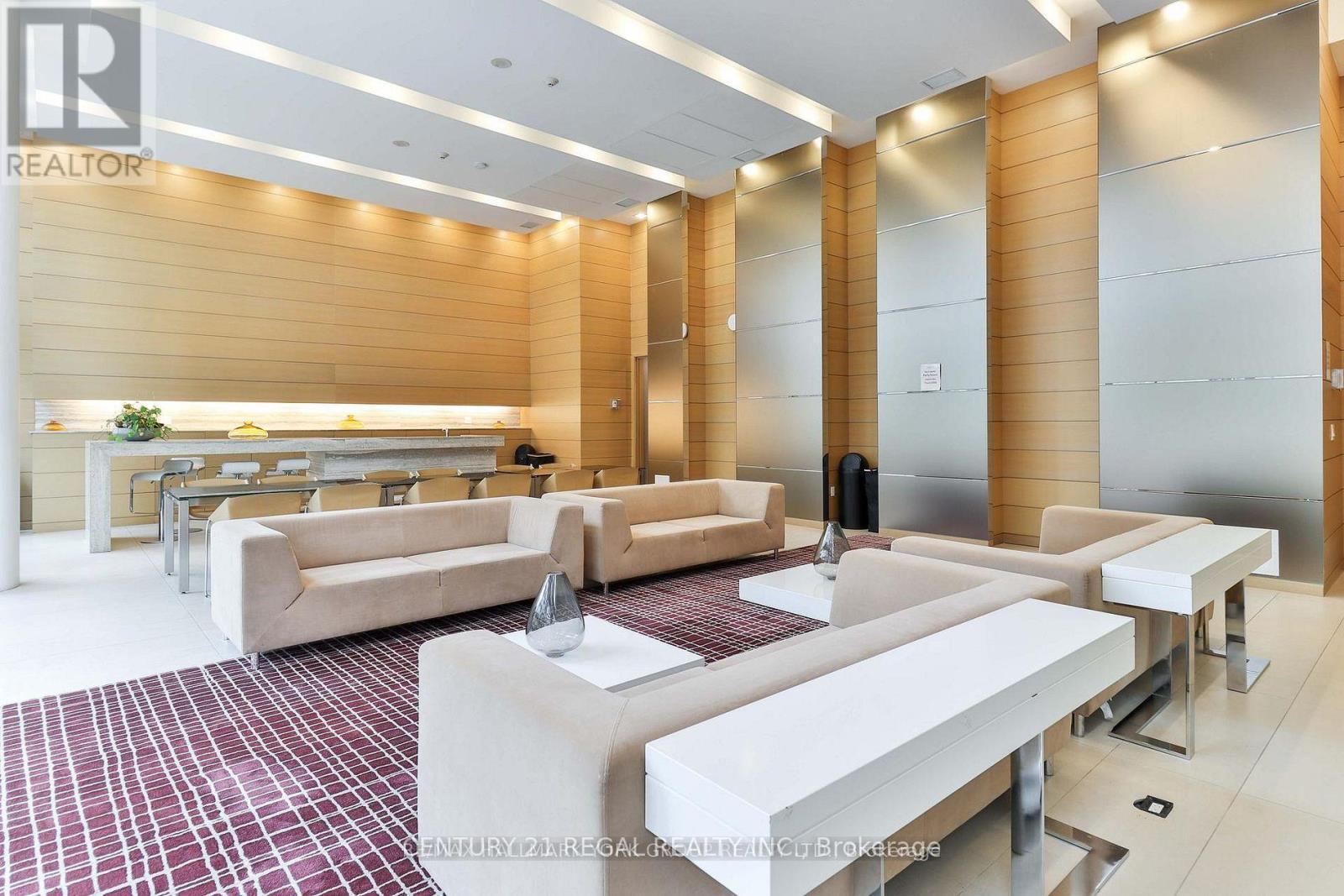 1014 - 29 Queens Quay E, Toronto, ON - Indoor Photo Showing Other Room