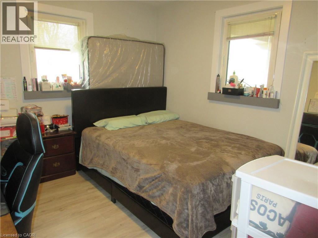 75 Richwill Road Unit# 1, Hamilton, ON - Indoor Photo Showing Bedroom