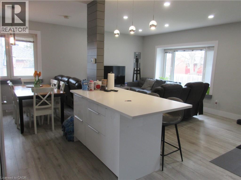 75 Richwill Road Unit# 1, Hamilton, ON - Indoor Photo Showing Other Room