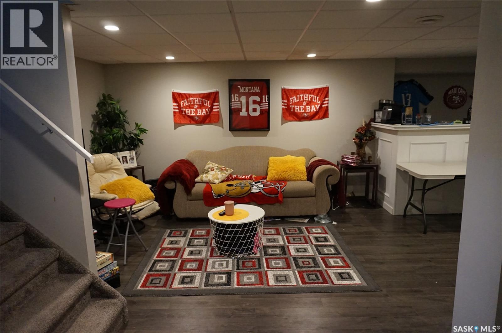 91 Plant Crescent, Regina, SK - Indoor Photo Showing Other Room