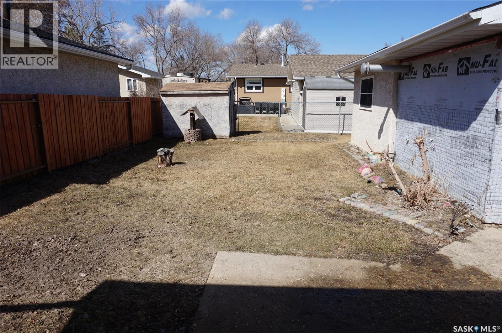 91 Plant Crescent, Regina, SK - Outdoor