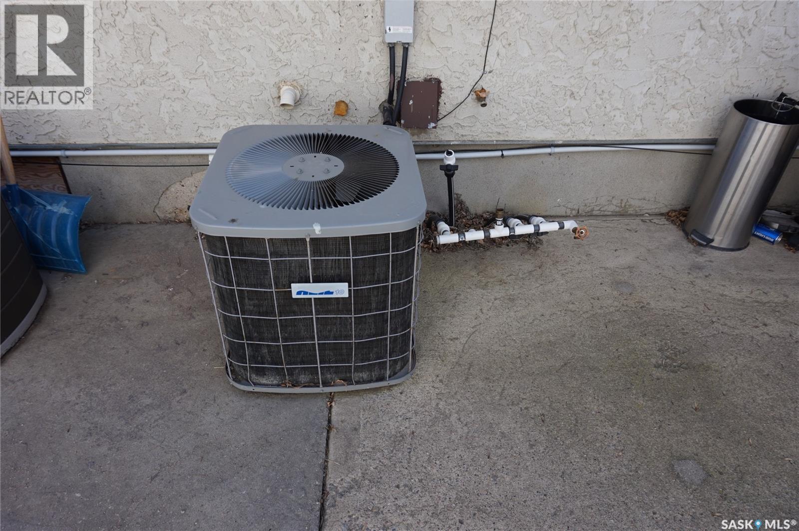 91 Plant Crescent, Regina, SK -