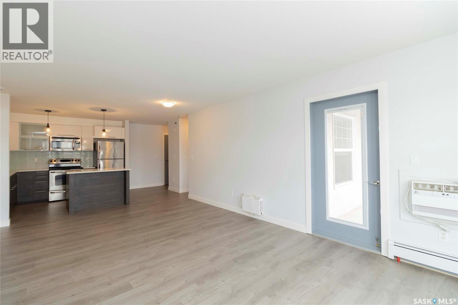 307A 415 Hunter Road, Saskatoon, SK - Indoor Photo Showing Kitchen