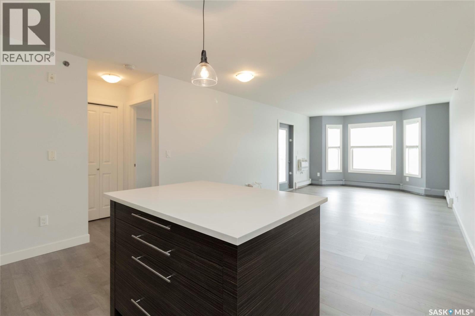 307A 415 Hunter Road, Saskatoon, SK - Indoor